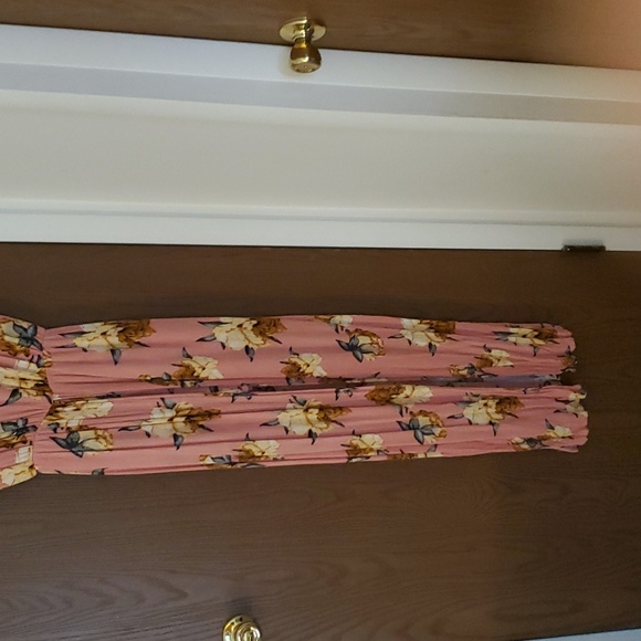 Magnolia romper - Picture 2 of 3